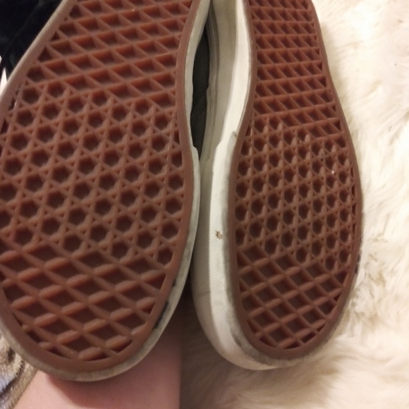 Gray vans - Picture 2 of 5